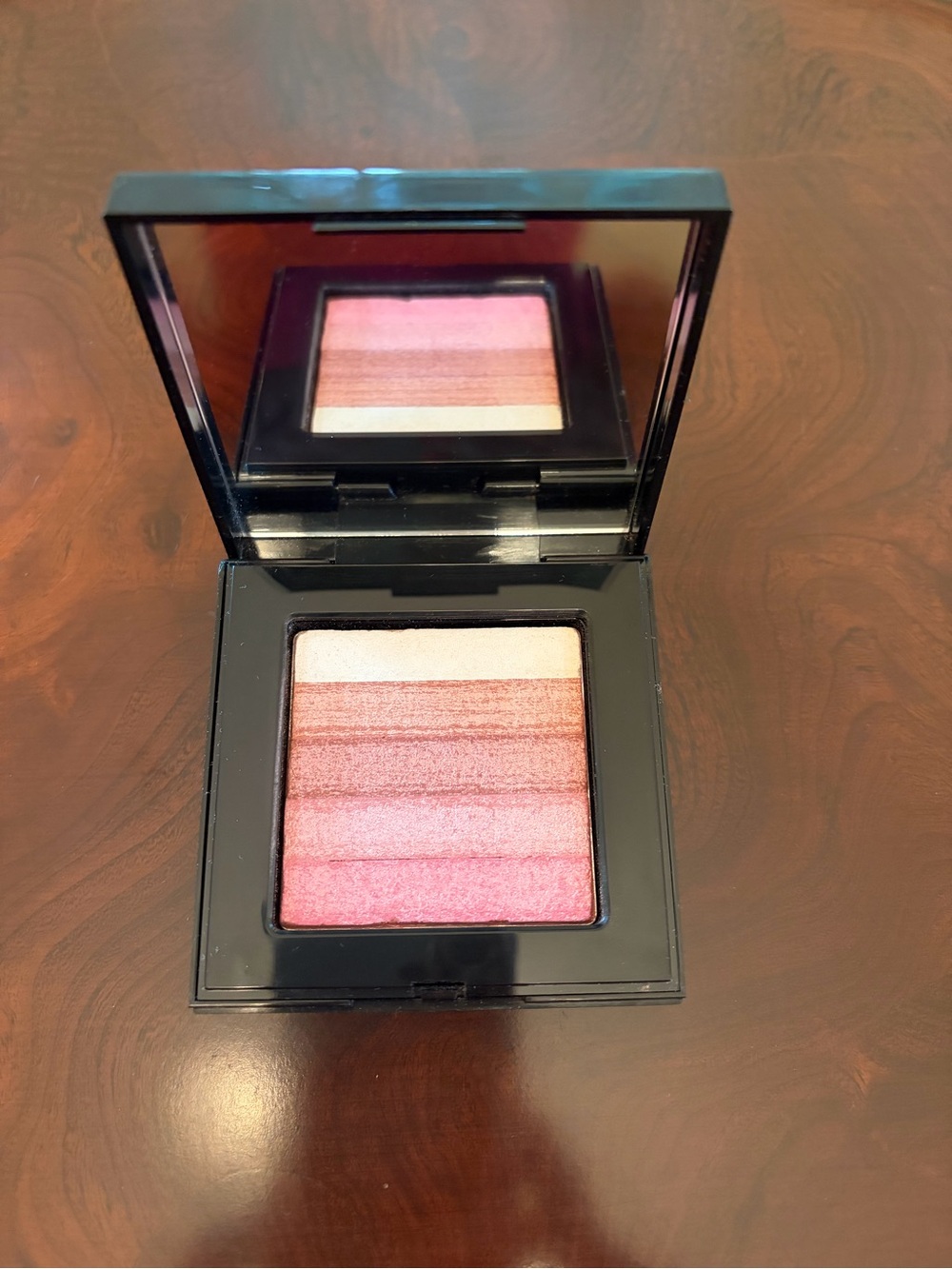 Bobbi Brown Radiant Pink-Gold Striped Highlighter
